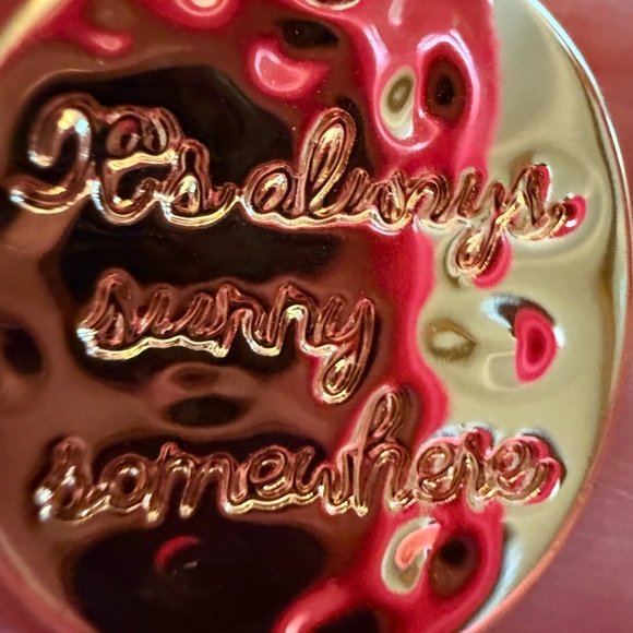 Lilly Pulitzer Gold Layered Necklace Set - Picture 3 of 6